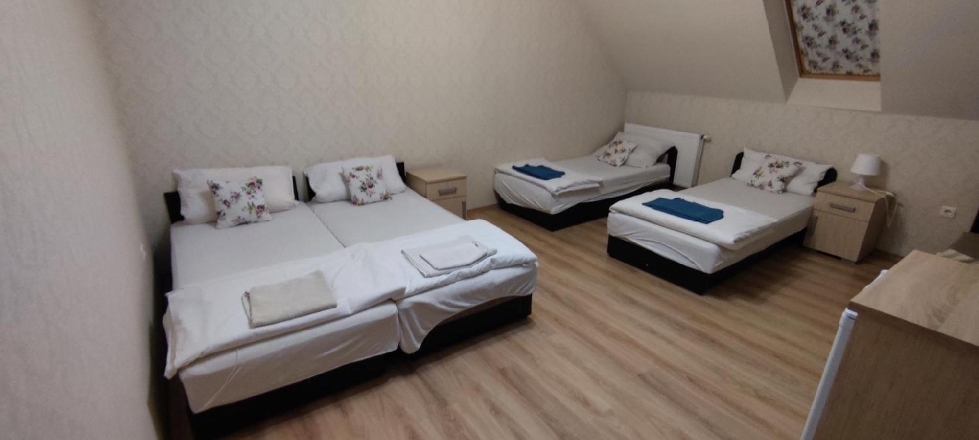 Village Garden Family Guest House Tiszakanyár Extérieur photo